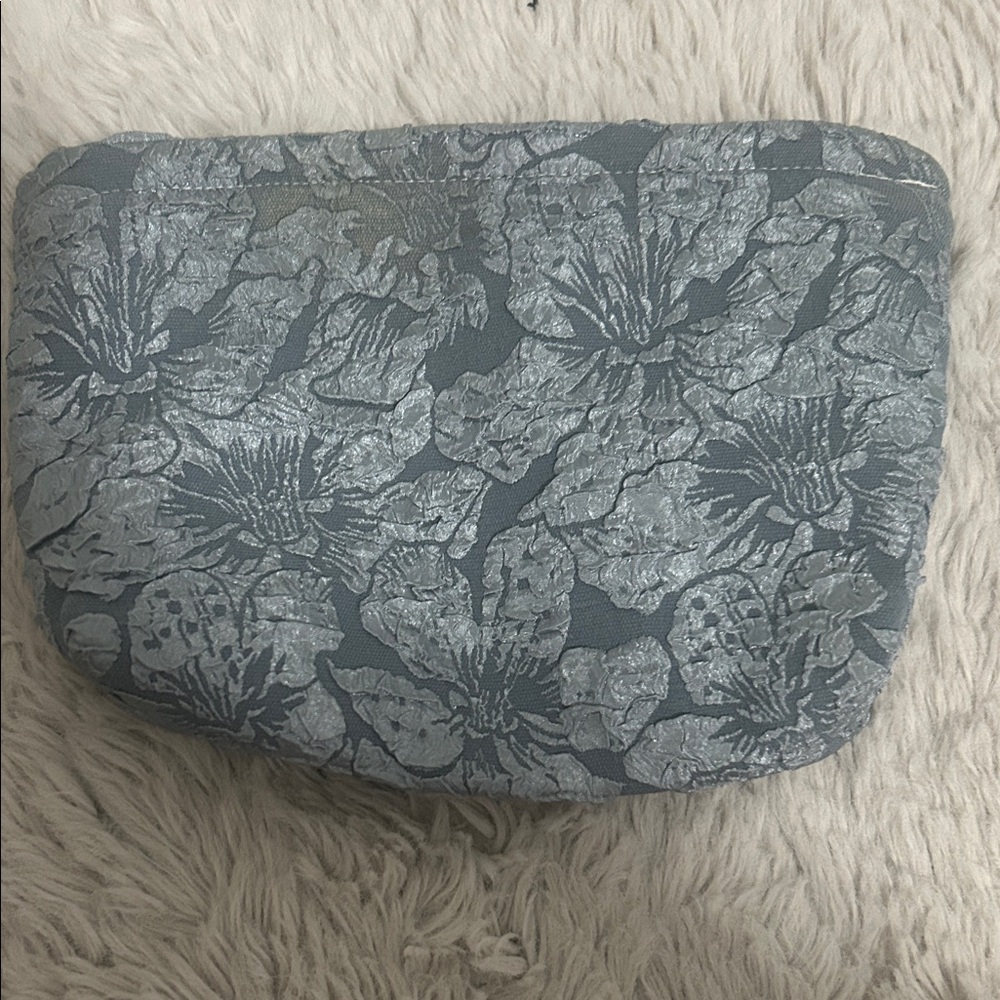 A Gogo Original Gray Floral Pouch - Picture 2 of 3